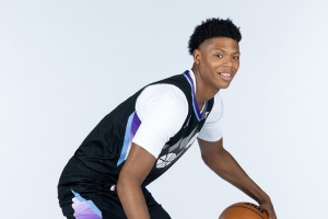 华体会体育-手感一般但积极性十足！5号秀贝利半场7中3拿到7分&amp;抢到3个前场板