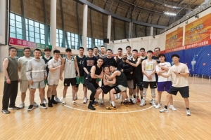 华体会HTH-杨鸣：大家都很珍惜四年一次为家乡出战的机会 全运会正赛见