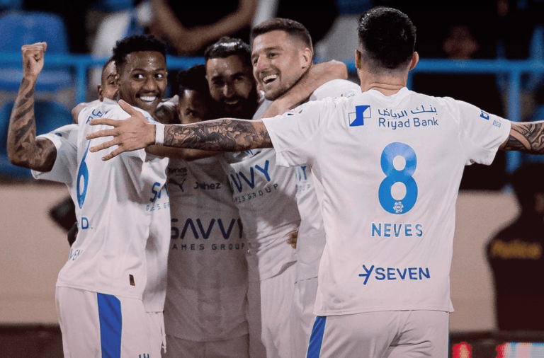 华体会下载-沙特联最新积分战报 难怪C罗郁闷 皇马旧将造4球 利雅得新月狂胜